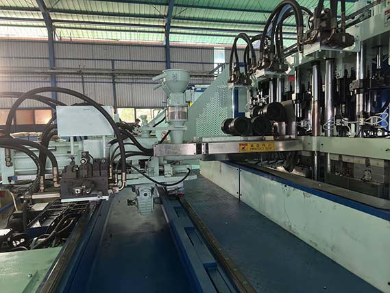 Injection Phylon Machine